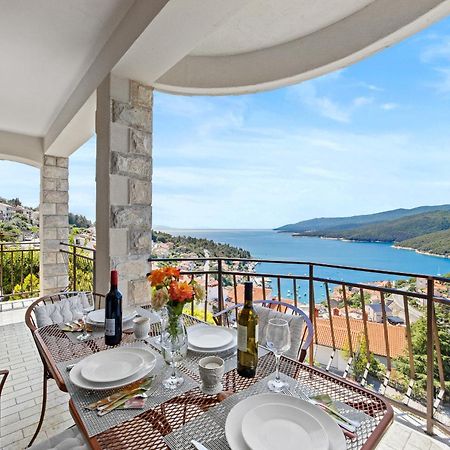 Ladym Apartment Рабац Екстериор снимка